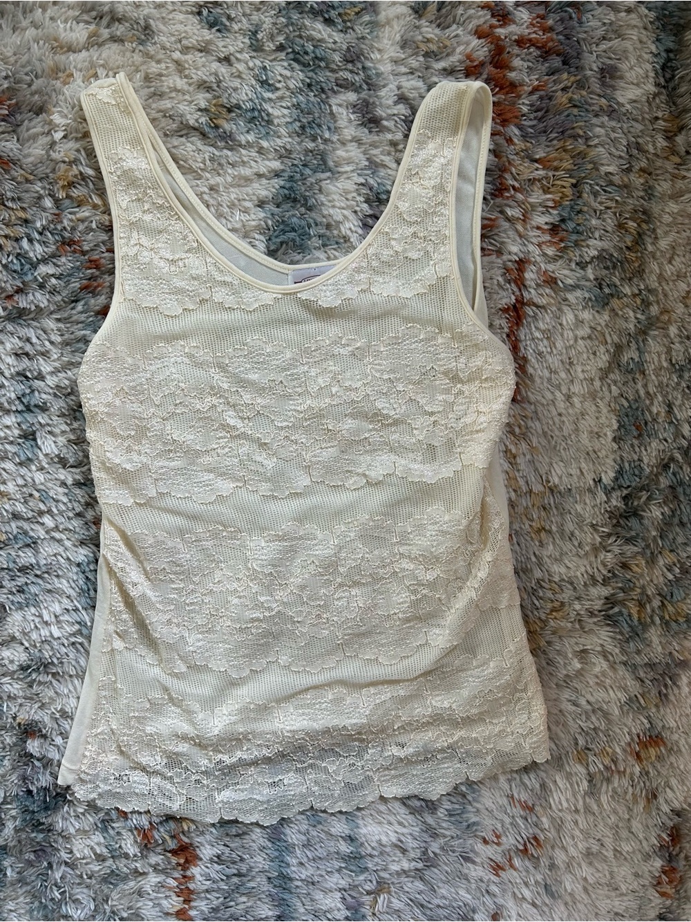 Lace Overlay Scoop Neck Tank Top - Cream